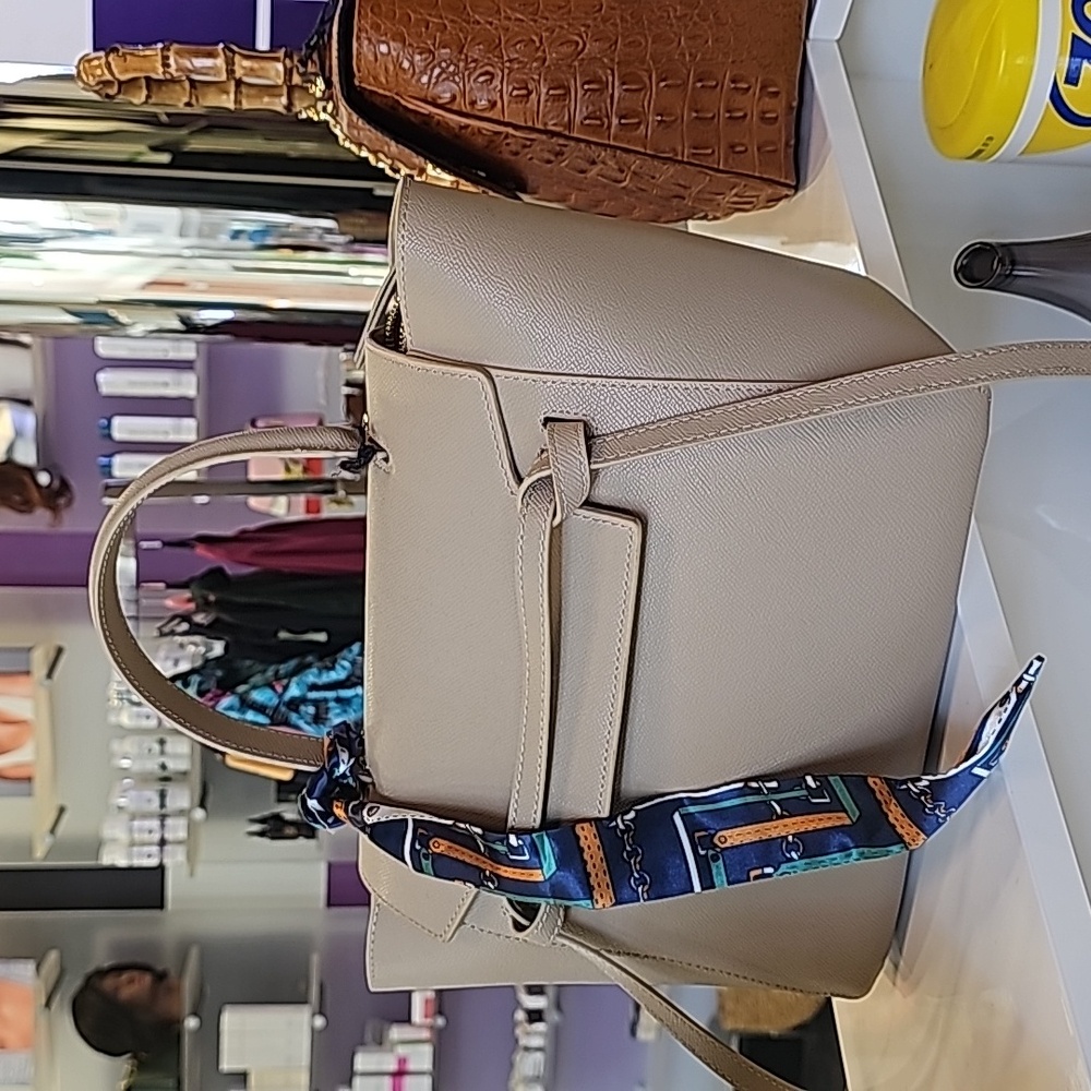 Leather tan bag